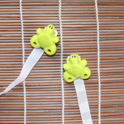 小乌龟奶嘴夹带 安全实用的母婴用品